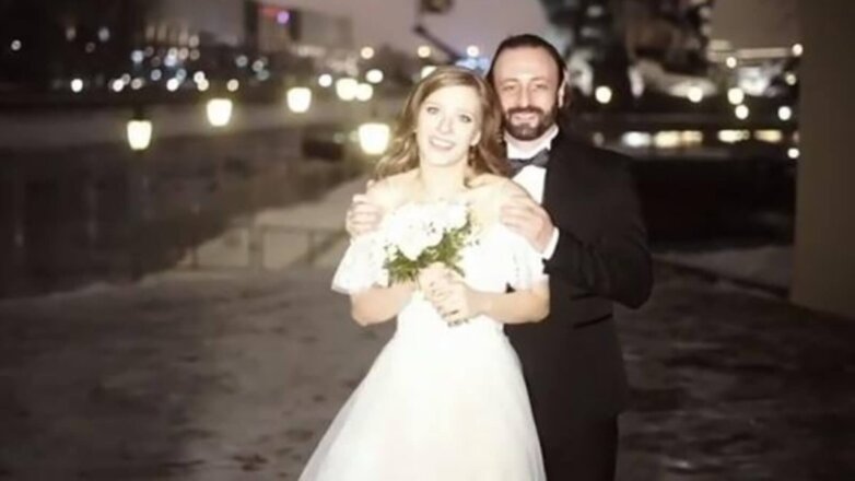 Лиза Арзамасова и Илья Авербух "повторили" свадьбу для поклонников: видео