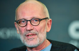 Александра Гордона госпитализировали и подтвердили коронавирус