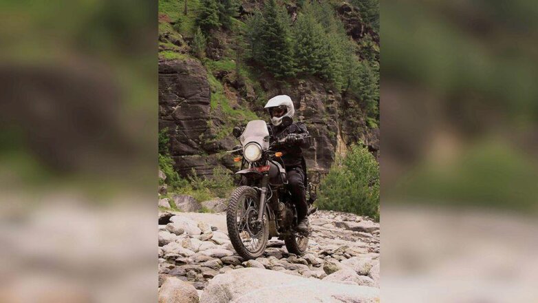 590038 мотоцикл Royal Enfield Himalayan