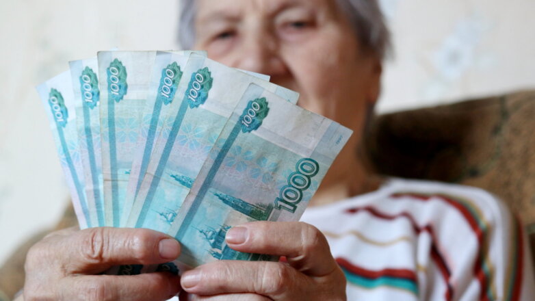 ГД одобрила увеличение пенсий неработающим пенсионерам