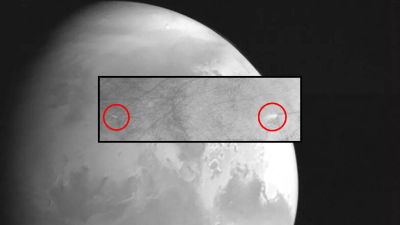 "Роскосмос" показал фотографии гигантских смерчей на Марсе
