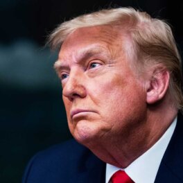 Трамп в беседе с Зеленским заявил о поддержке Украины в укреплении противовоздушной обороны