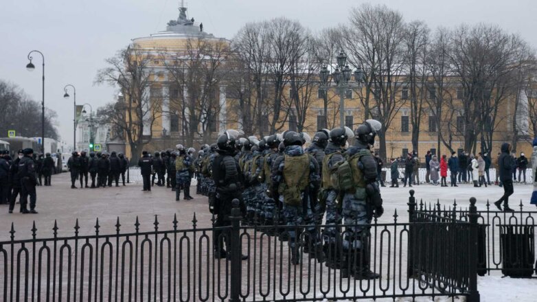 В России повысят штрафы за неповиновение силовикам на митингах