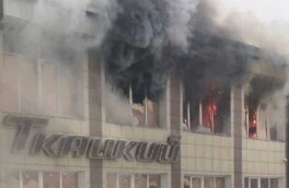 В торговом центре Горно-Алтайска произошел крупный пожар