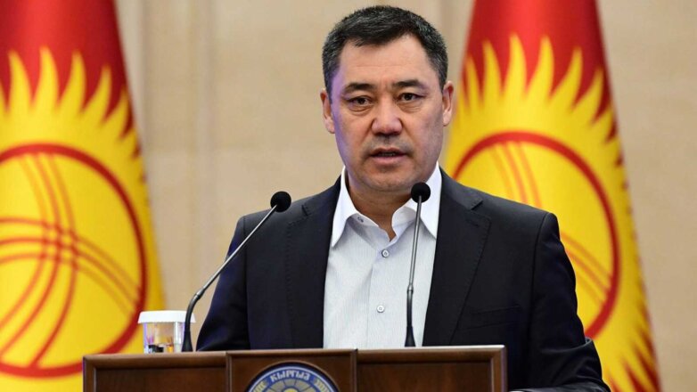 Жапаров предложил Таджикистану создать комиссию по поддержанию мира