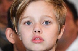 Дочь Анджелины Джоли и Брэда Питта отказалась использовать фамилию отца