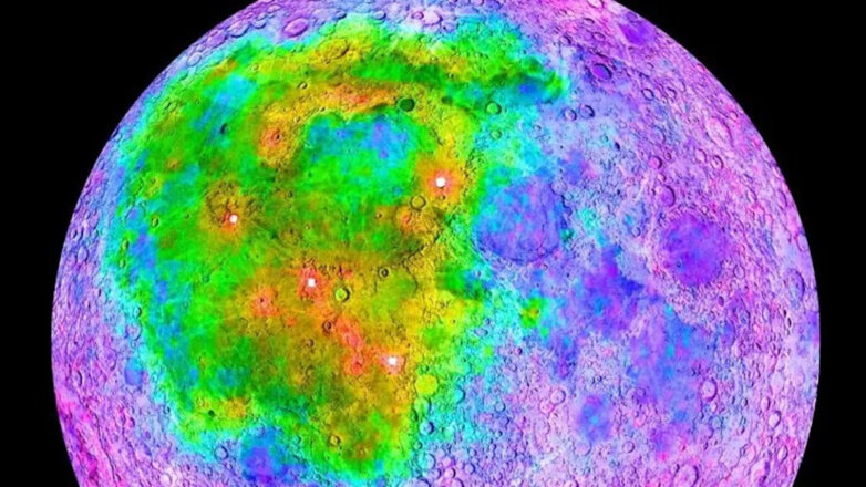 Самый большой кратер Луны раскрыл секреты ее формирования