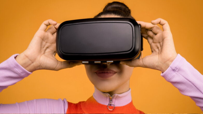Ученые посоветовали не садиться за руль после длительной игры в VR-шлеме