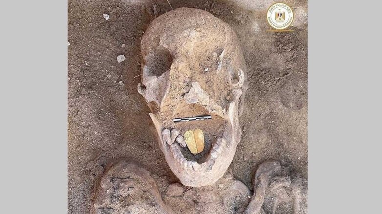 В Египте найдена 2000-летняя мумия с золотым языком