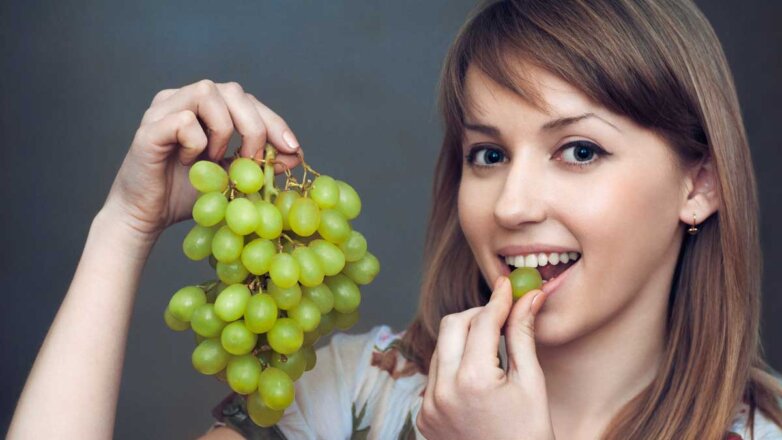Перечислены основные преимущества винограда для здоровья