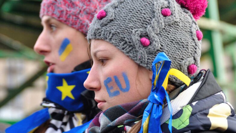 В Еврокомиссии заявили о повсеместной коррупции на Украине