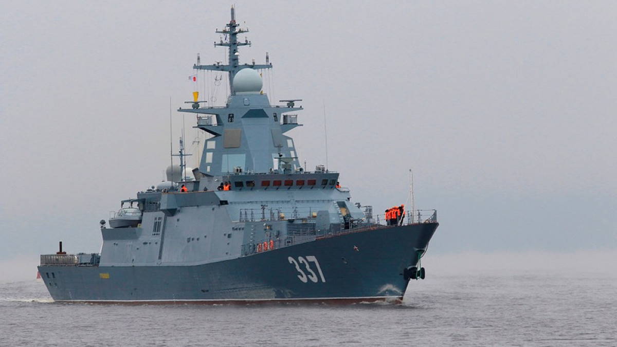 Корабли России и КНР провели стрельбы на учениях 