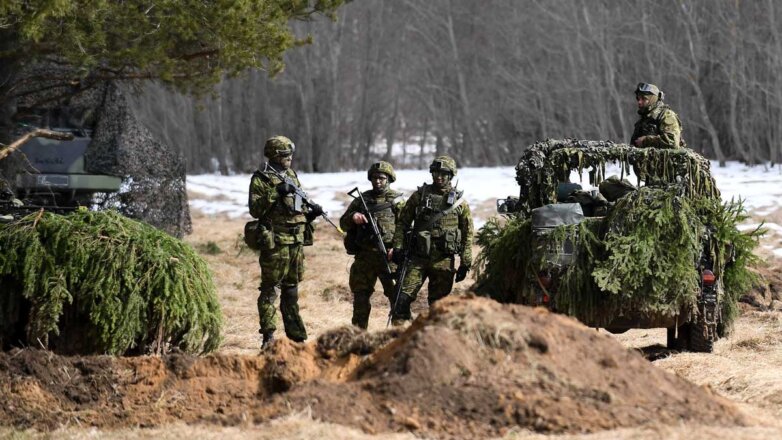 В Крыму начались учения зенитного ракетного полка