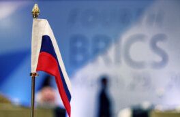 Банк БРИКС отказался от новых инвестиций в Россию