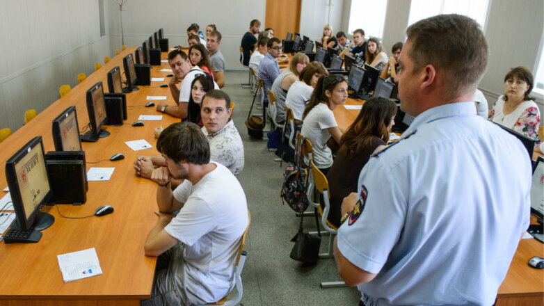 Новый регламент экзамена на водительские права утвердили в России