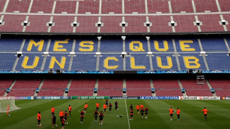 Больше, чем клуб: какие интриги стоят за выборами президента "Барселоны"