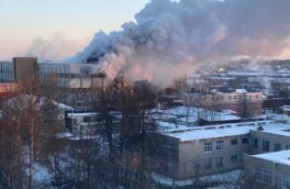 В Коврове возник пожар в здании возле завода имени Дегтярева