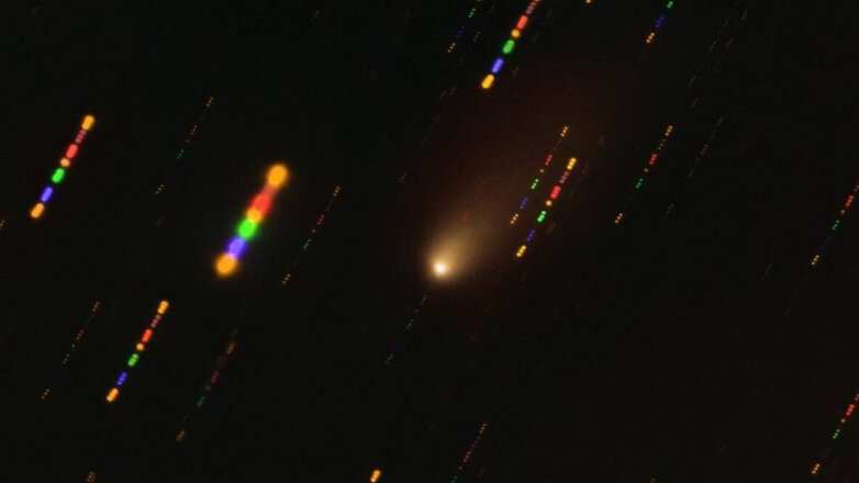 Пыль из хвоста раскрыла историю древнейшей межзвездной кометы