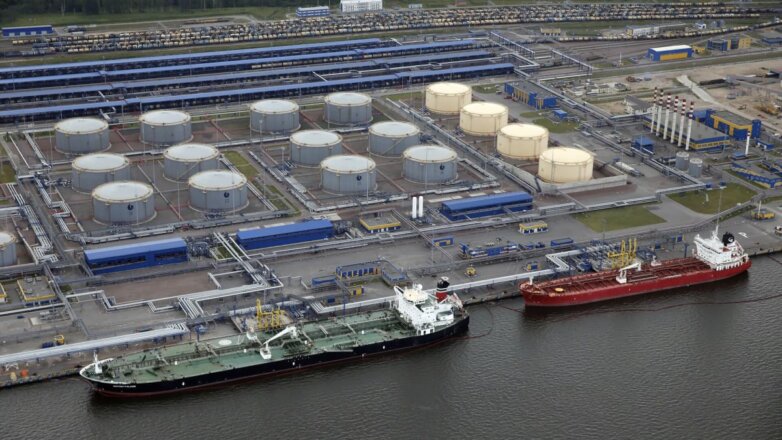 Белоруссия начала поставки нефтепродуктов в российские порты