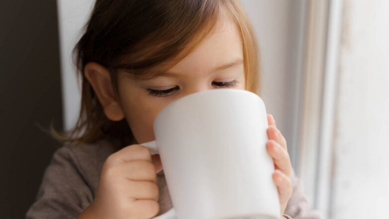 Ученые рассказали, действительно ли кофе тормозит рост детей