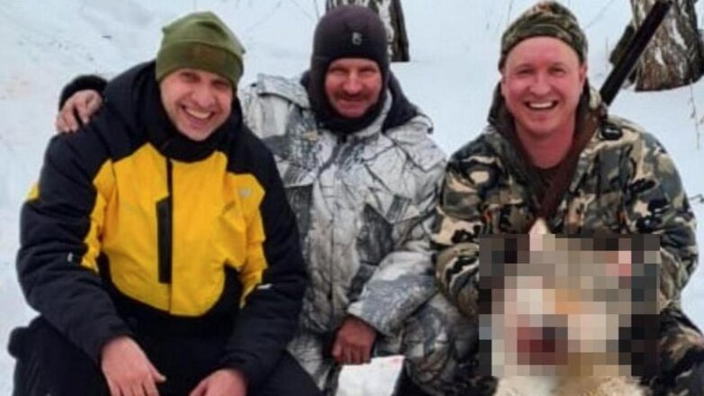 Депутата исключили из "Единой России" за издевательство над раненым волком