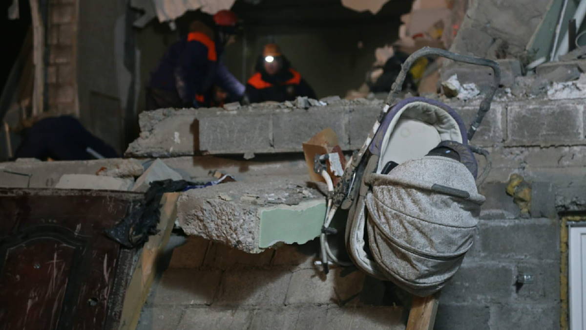 Из-под завалов в Нижегородской области извлекли грудного ребенка