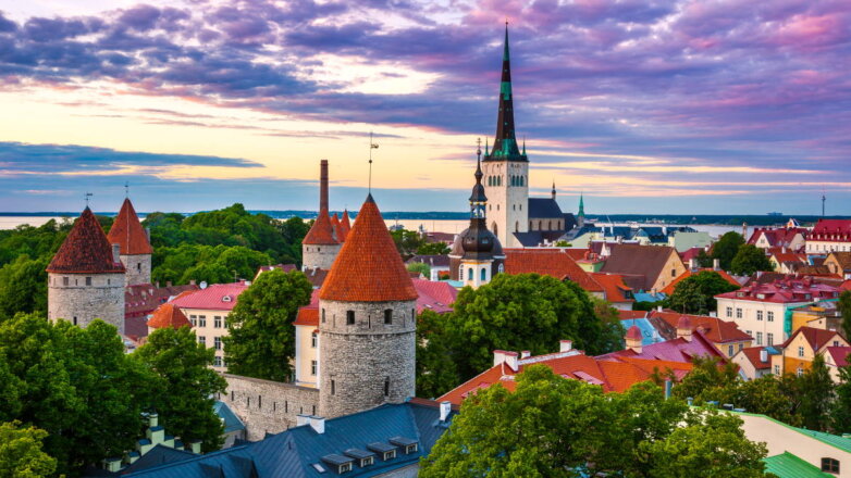 Авиасообщение между Россией и Эстонией возобновлено после годового перерыва