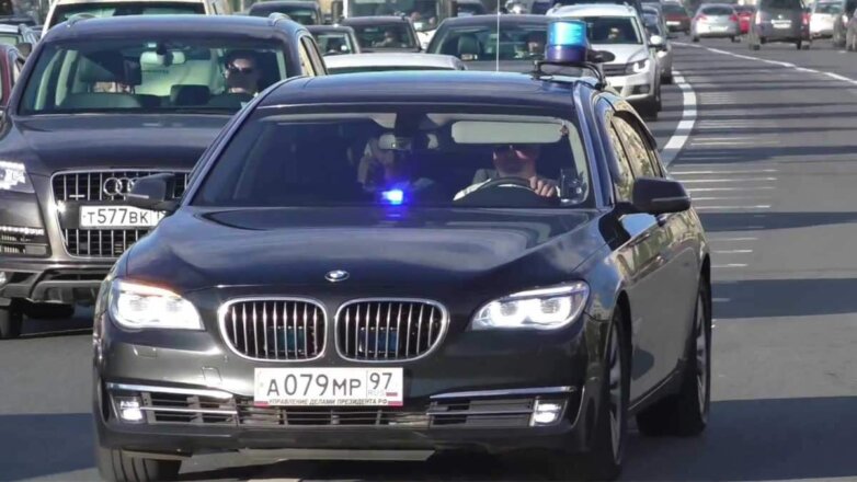 Рабочий автомобиль Пескова попал в аварию в Москве