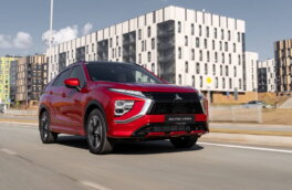 Обновленный Mitsubishi Eclipse Cross поступил в продажу: компакт за 2,5 млн