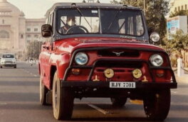 Опубликовано фото редкого праворульного УАЗа в Индии