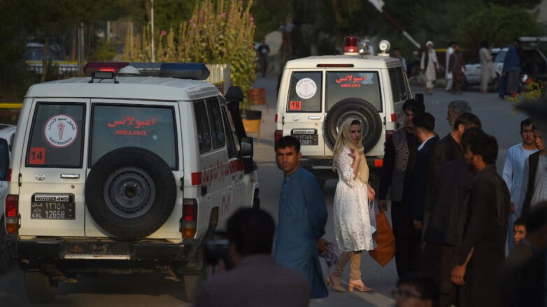 При взрыве автобуса в Афганистане погибли четыре человека