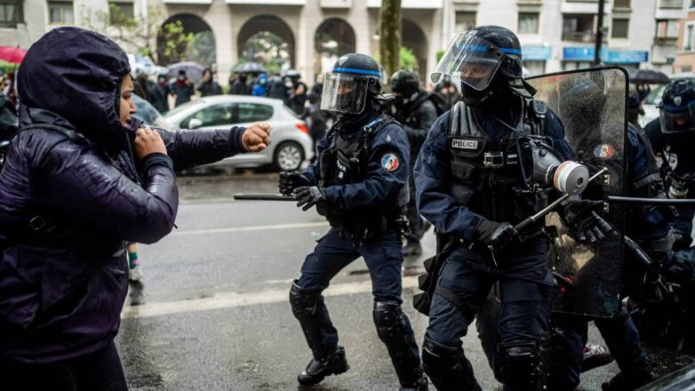 Франция митинг полиция