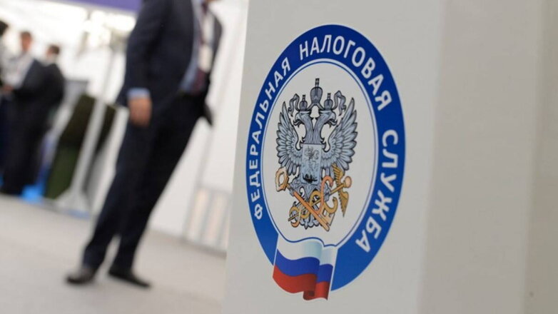 Юрист: уехавшие за границу россияне могут потерять право на налоговый вычет