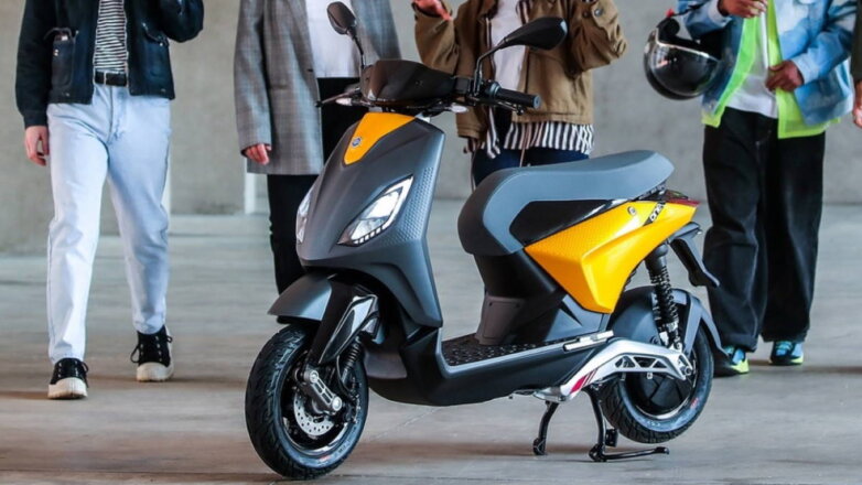 Piaggio сообщила первые детали о молодежном электрическом скутере One