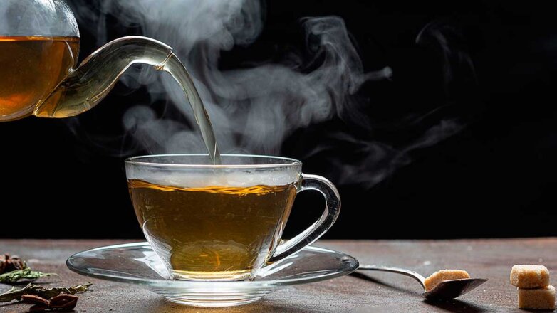Угроза для печени: когда чай становится опасным, рассказала диетолог