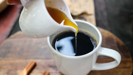 Эксперт назвал продукт, с которым нельзя сочетать кофе