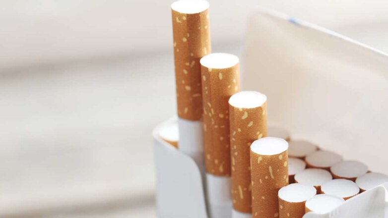 Упаковки сигарет хотят сделать обезличенными