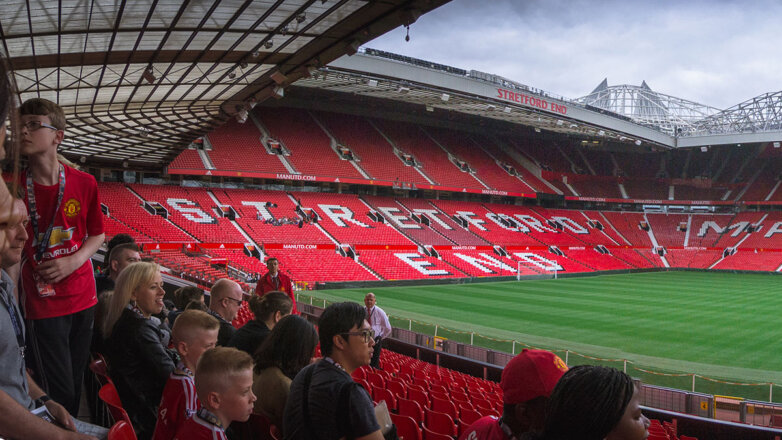 Матч "Манчестер Юнайтед" – "Ливерпуль" отложен из-за штурма стадиона болельщиками