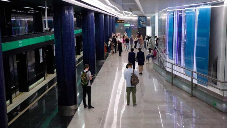 Станцию метро "Зенит" открыли в Санкт-Петербурге