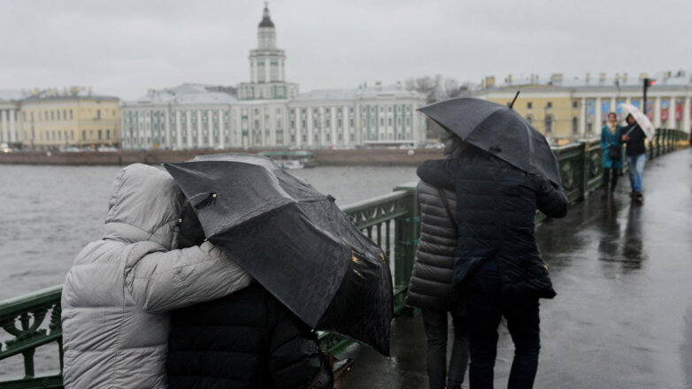 Грозы и ливни: Петербург окажется на периферии циклона
