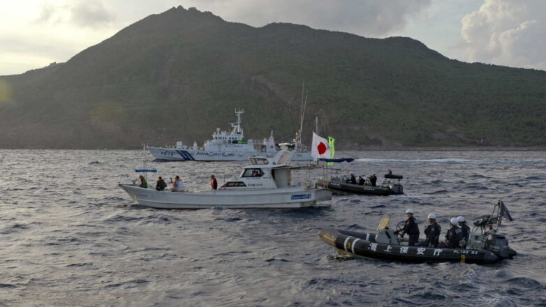 Токио выступает с протестом против входа корабля ВМС КНР в японские воды