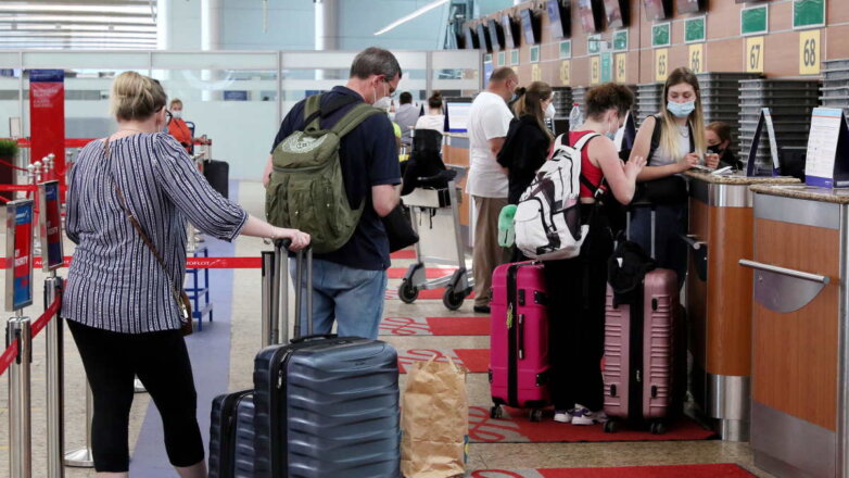 СМИ: полеты в Сочи через закрытое воздушное пространство разрешат с 30 августа