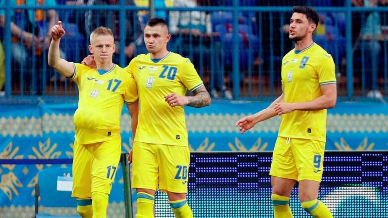 УЕФА требует у украинцев изменить национальную форму сборной