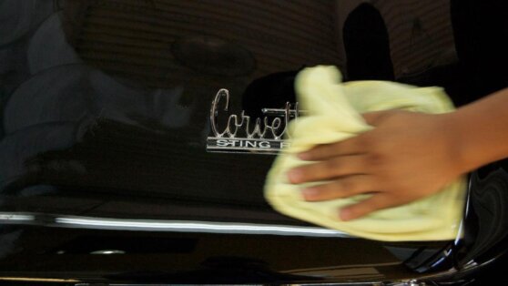 Наводим лоск: как быстро убрать мелкие царапины с кузова автомобиля