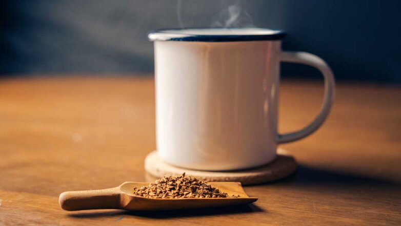 "Муть" вместо напитка: чем опасен растворимый кофе