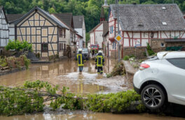 Число жертв наводнения в Германии достигло 42