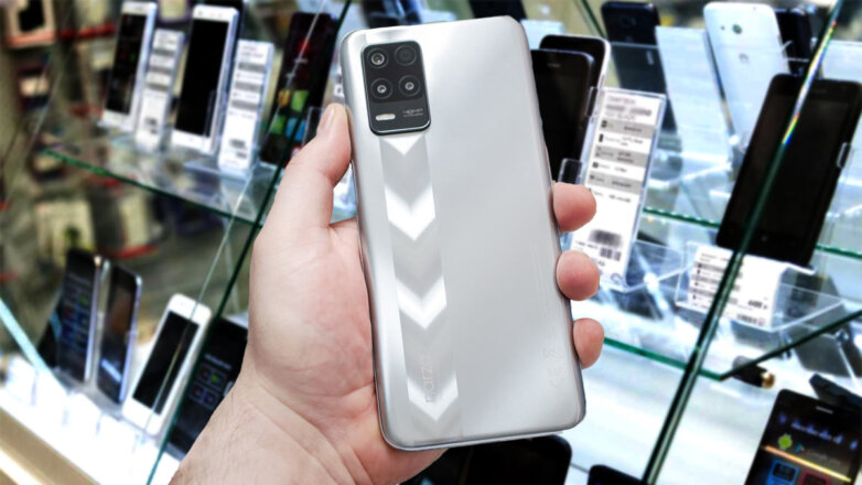 Продажи бюджетного смартфона Realme Narzo 30 стартуют в России