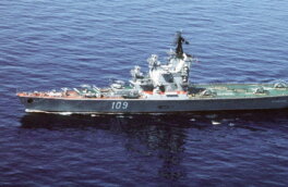 Советский вертолетоносец назвали "лучшим носителем дронов"