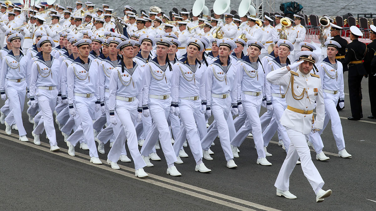 Генеральная репетиция Главного военно-морского Парада в Санкт-Петербурге