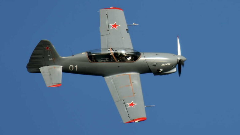В России испытывают два перспективных учебных самолета